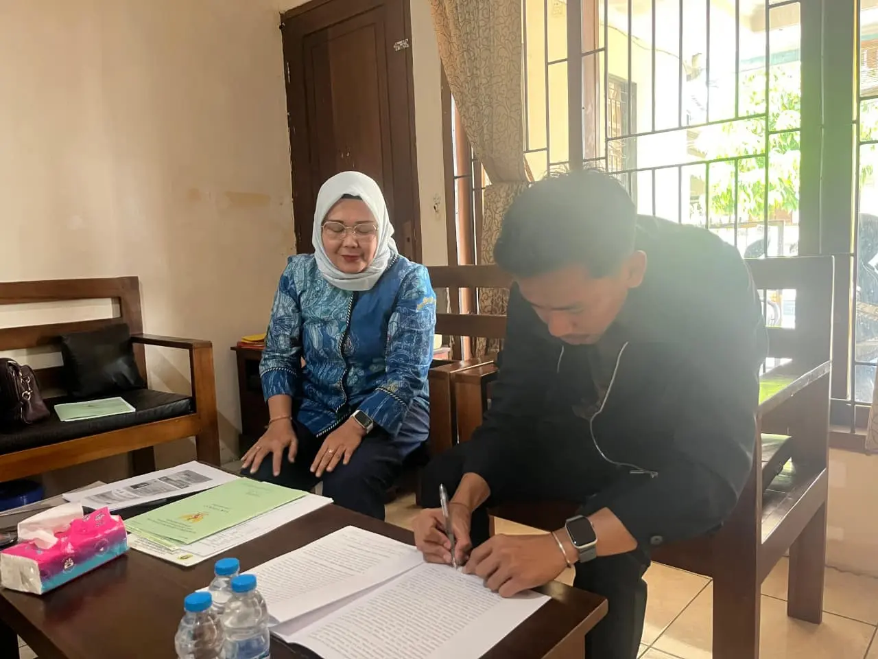 Penandatanganan AJB